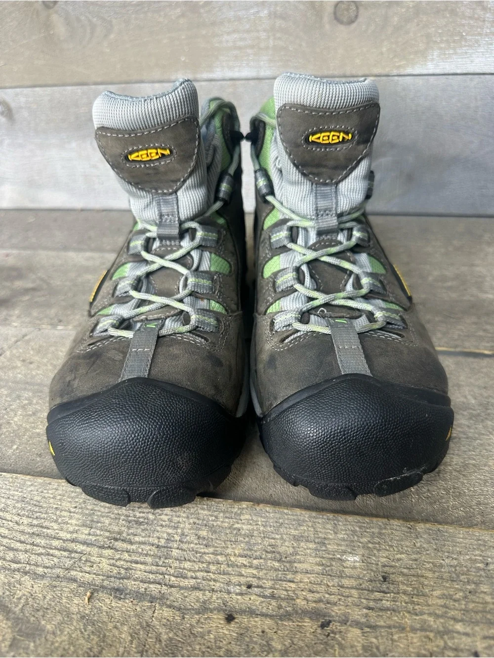 Keen Women's 9.5 Boots Detroit XT Mid Steel Toe Waterproof Hike Work Shoes Brown